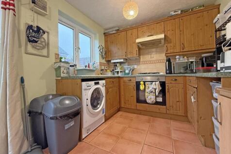 Frobisher Approach 35 - Kitchen.jpg