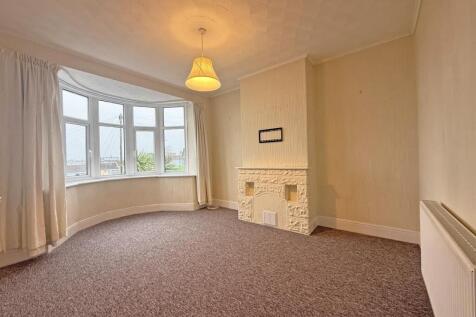 Seacroft Road 14 - Bed 1...jpg