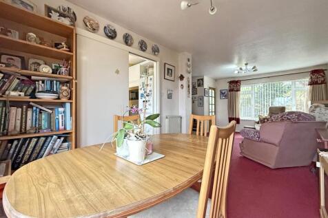 Pattinson Drive 48 - Dining Room Two.jpg