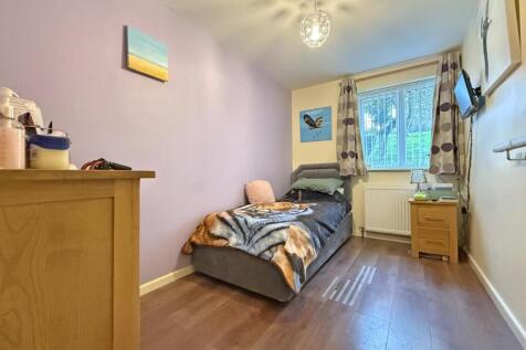 Pattinson Drive 48 - Bedroom Four.jpg