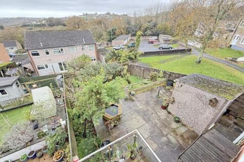 Pattinson Drive 48 - Garden View.jpg