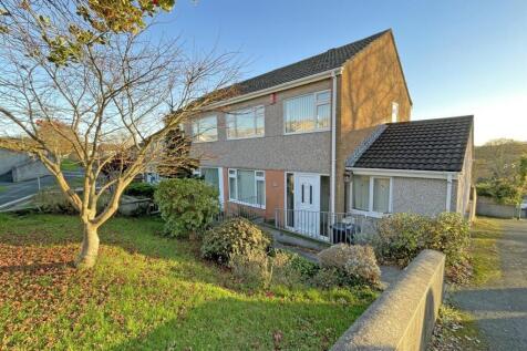 Pattinson Drive 48 - New Front.jpg