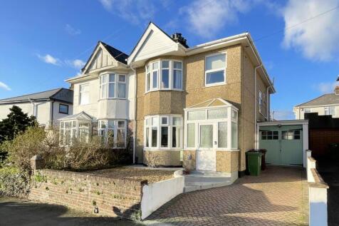 Langhill Road 40 - Front.jpg