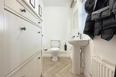 Ramsey Grdens 85 - WC.jpg