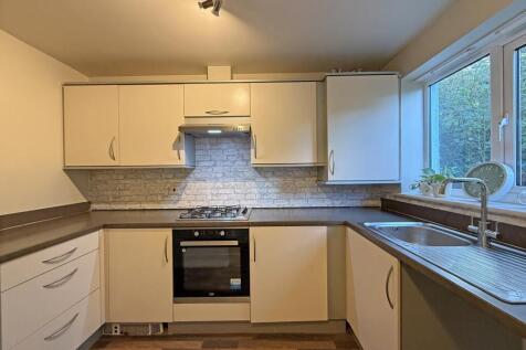 Bridge View 19 - Kitchen.jpg