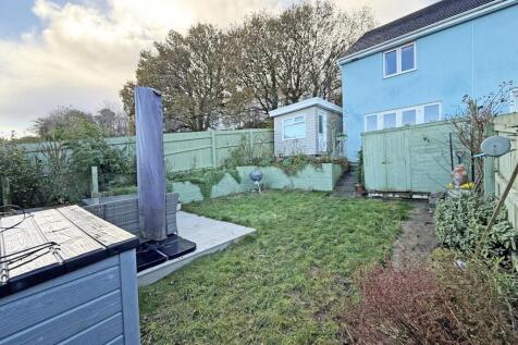 Bridge View 19 - Rear.jpg