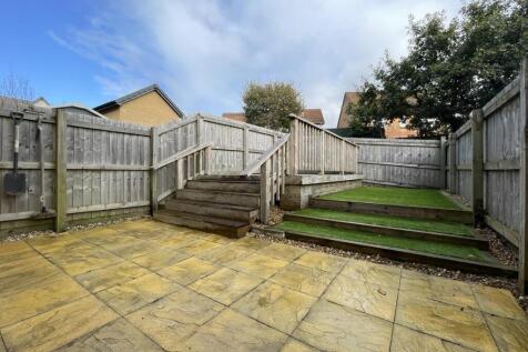 Spindle Crescent 91 - Garden.jpg