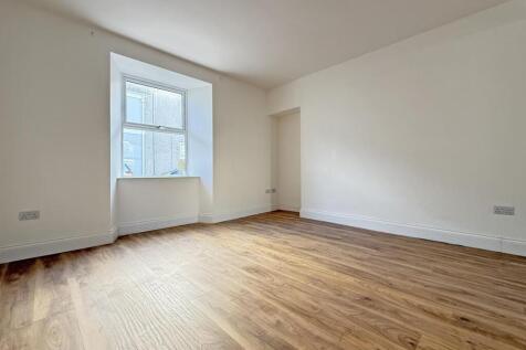 Waterloo Street 57 - Living Room.jpg