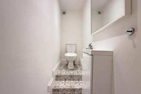 Waterloo Street 57 - WC.jpg