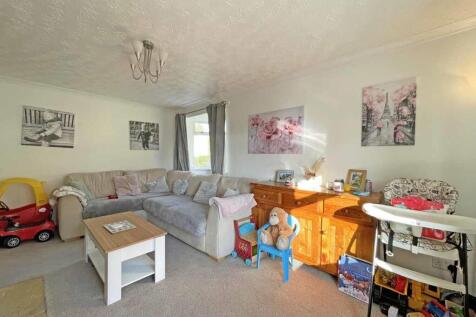 St Peters Road 254 Lounge 2.jpg