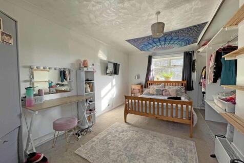 St Peters Road 254 Bed 1.jpg