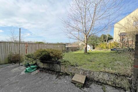 St Peters Road 254 Garden.jpg