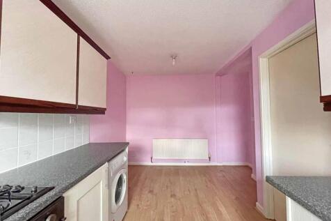 Hallerton Close 14 - Dining Area.jpg