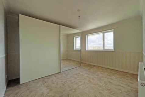 Hallerton Close 14 - Bed 1.jpg