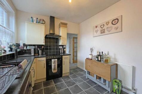 River View 5B Kitchen 2.jpg
