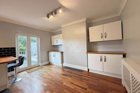 West Down Road 5 Dining Room 2.jpg