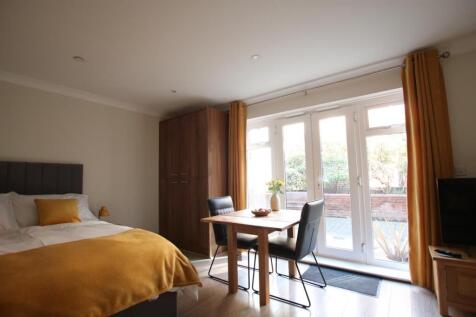 Bed/Living