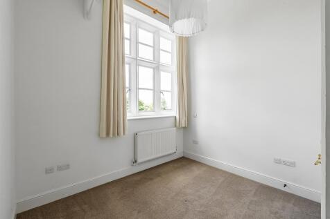 Flat-9-Lavender-Court-11.jpg