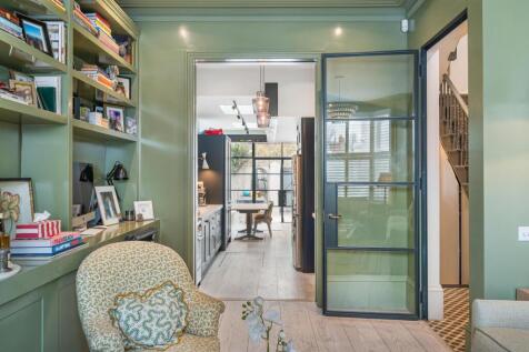 Property Image 8