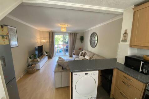 Lounge/Kitchen