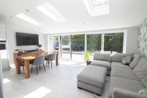 Kitchen/Family Room