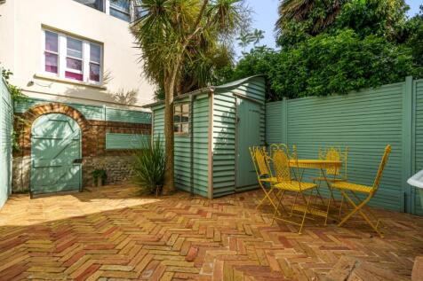 Property Image 4