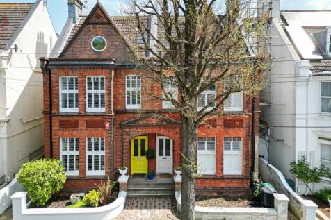 Property Image 4