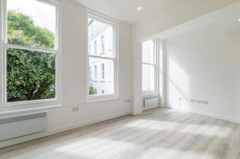 2-esperance-house...