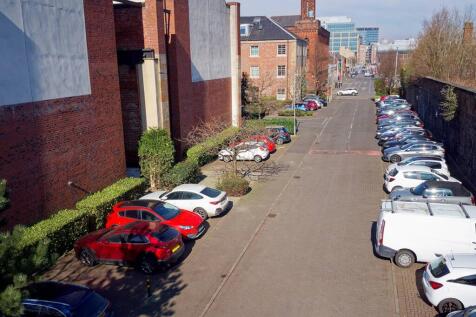 MFL1240434_360.jpg
