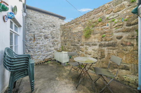 1377312-14-691229...