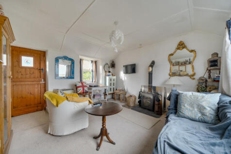 1377312-7-691228d...