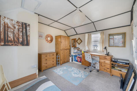 1377312-10-691229...