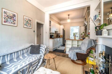 Living/Kitchen