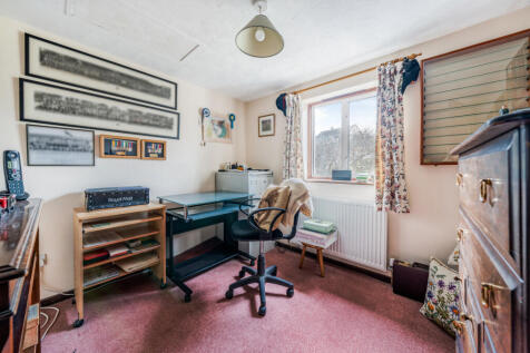 Bedroom/Craft Room