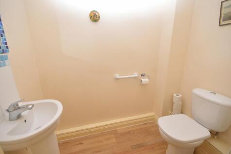 Ground Floor Wc