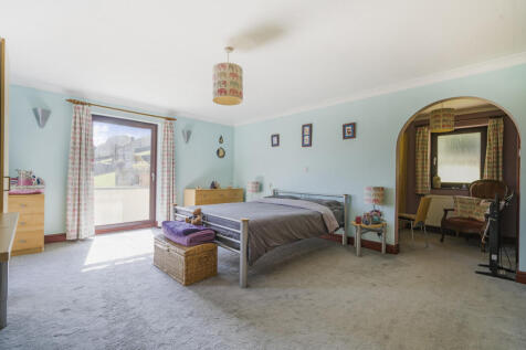 Main Bed