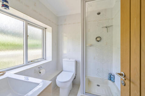 Bedroom Two En-Suite