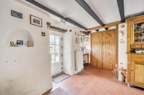 1354680-10-68c984...