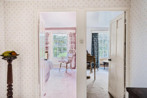 1369263-17-68f675...