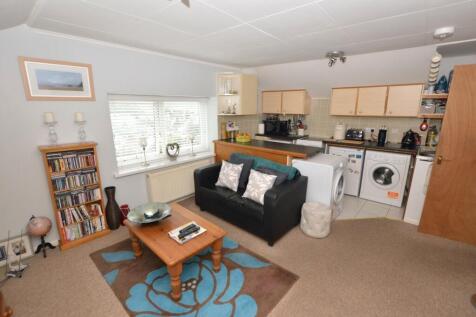 Flat 4 Lounge