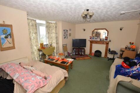 Flat 2 Lounge
