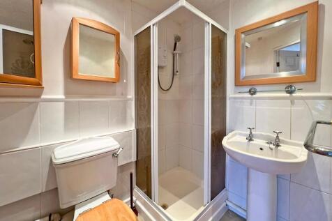 Bedroom One Ensuite