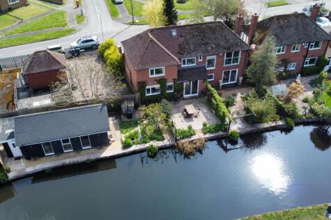 Rear/Canal