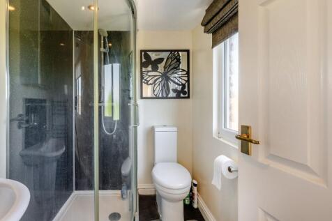 Top Floor Shower Room