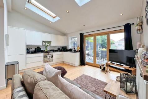 Open Plan Kitchen/Living/Diner