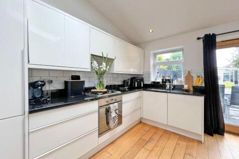 Open Plan Kitchen/Living/Diner