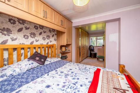 Downstairs Bedroom 1