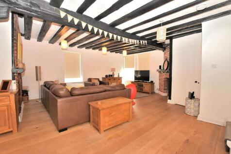 7 West Street - Loun