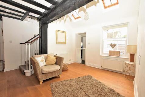 7 West Street - Livi
