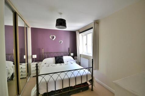 18 Harris Green bed